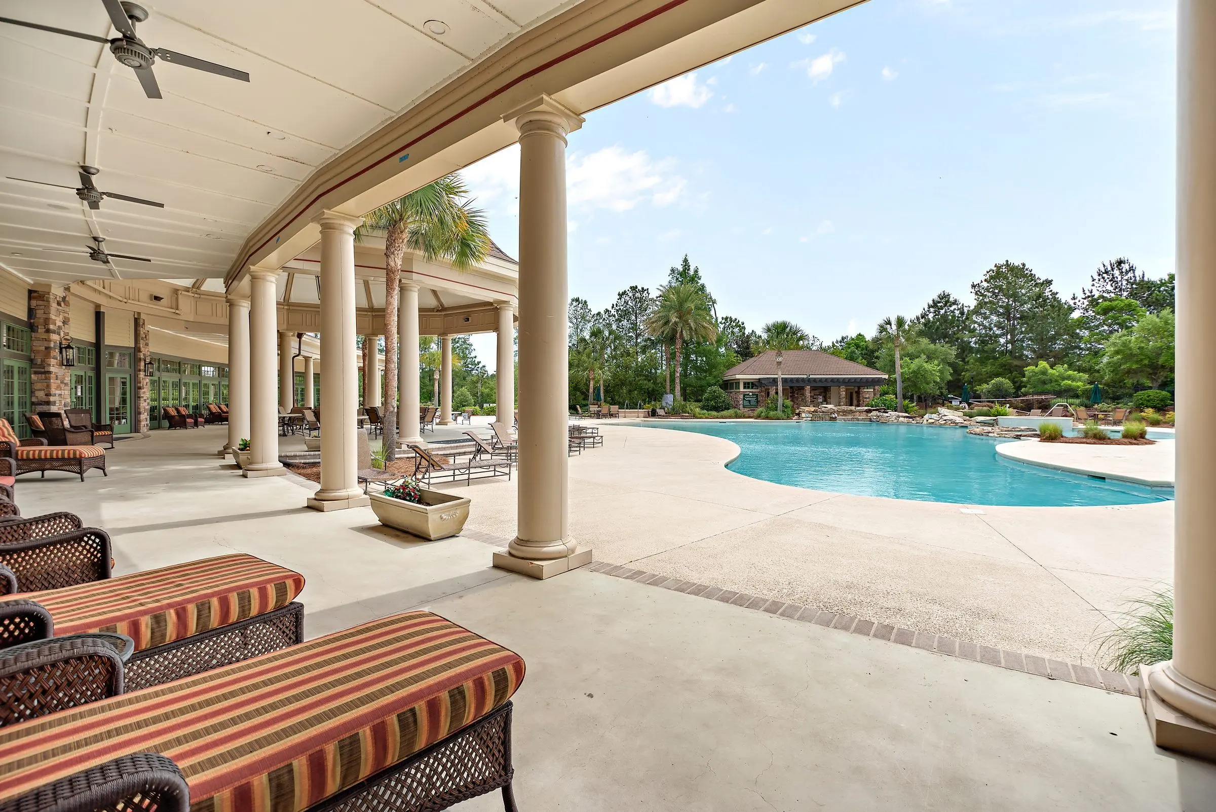 Covered outdoor living area