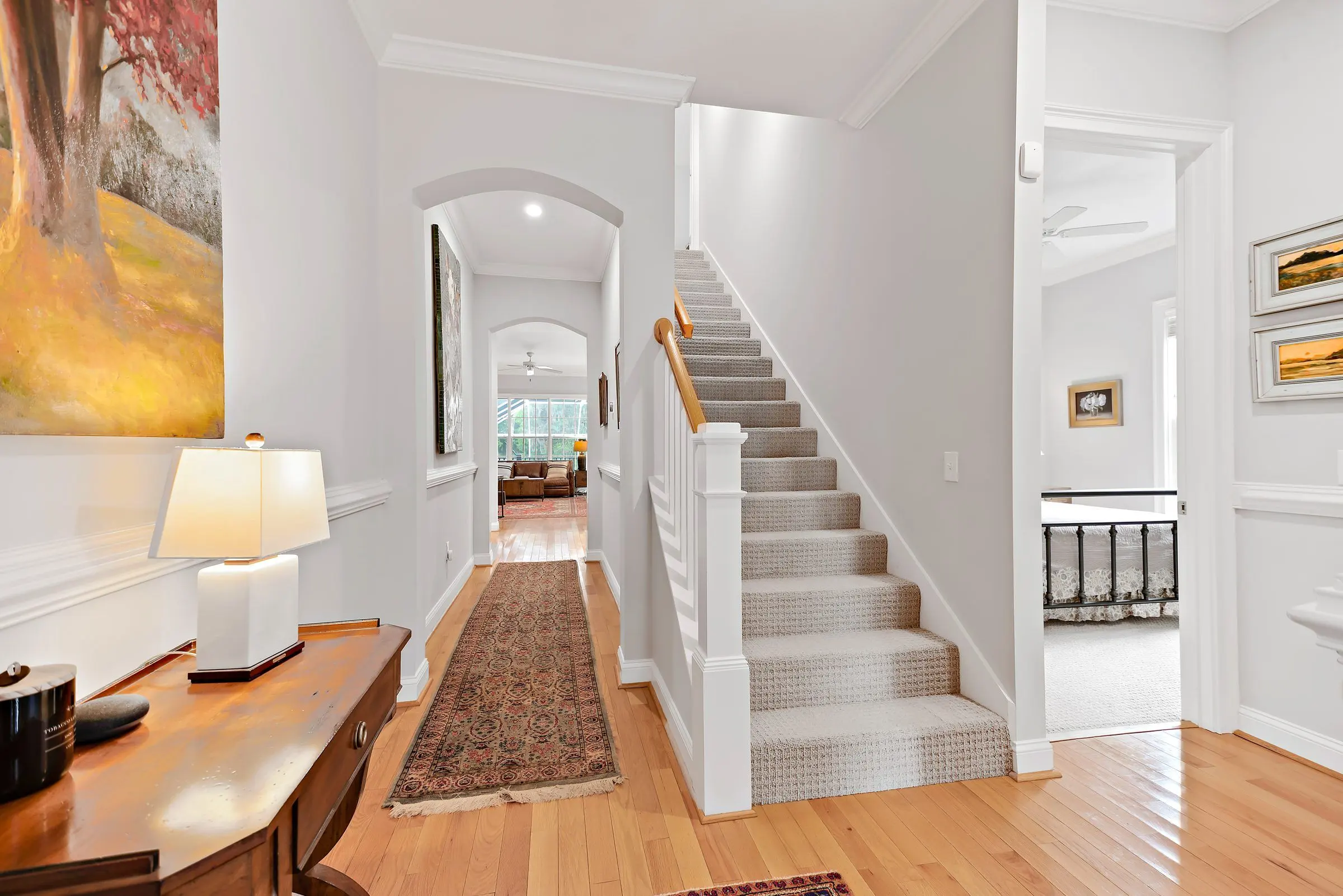 Dining area in a listing photo