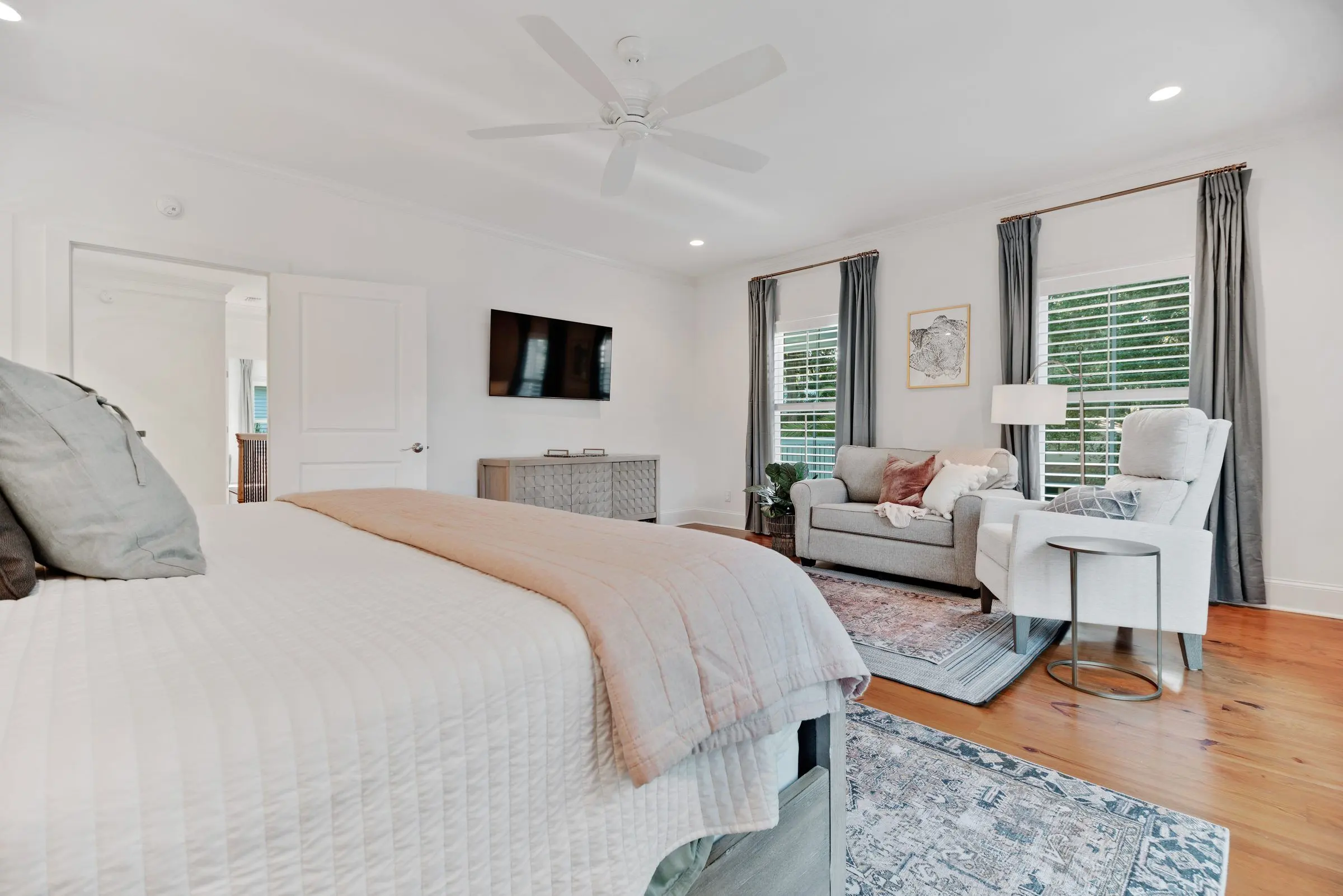 Listing photo of a home